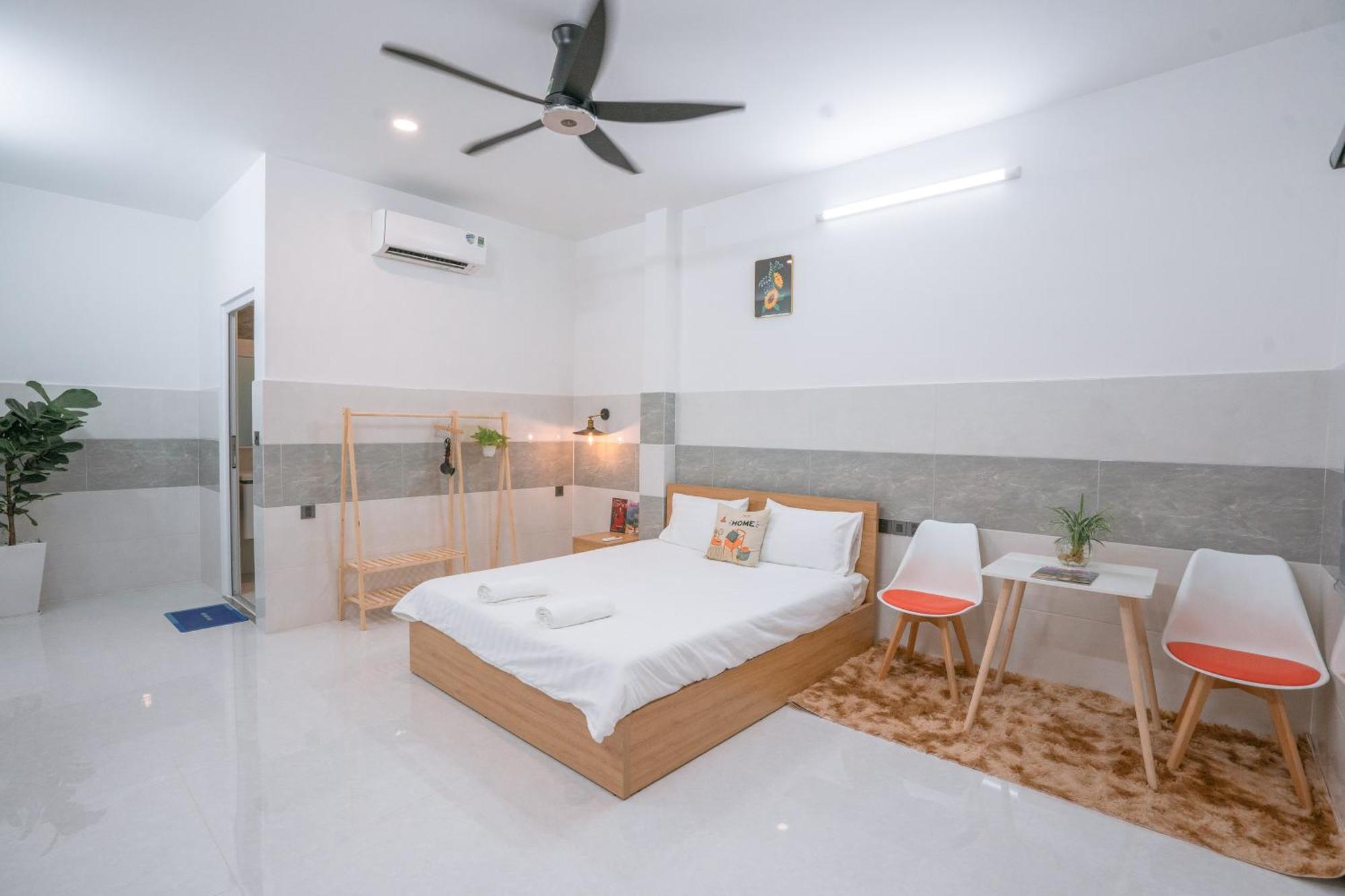 Aloha Saigon Premium By Local Travel Experts - Newly Opened, Less-touristy Location, Spacious Rooms, Glass Shower Bathroom, Free Breakfast & Walking Tour TP. Hồ Chí Minh