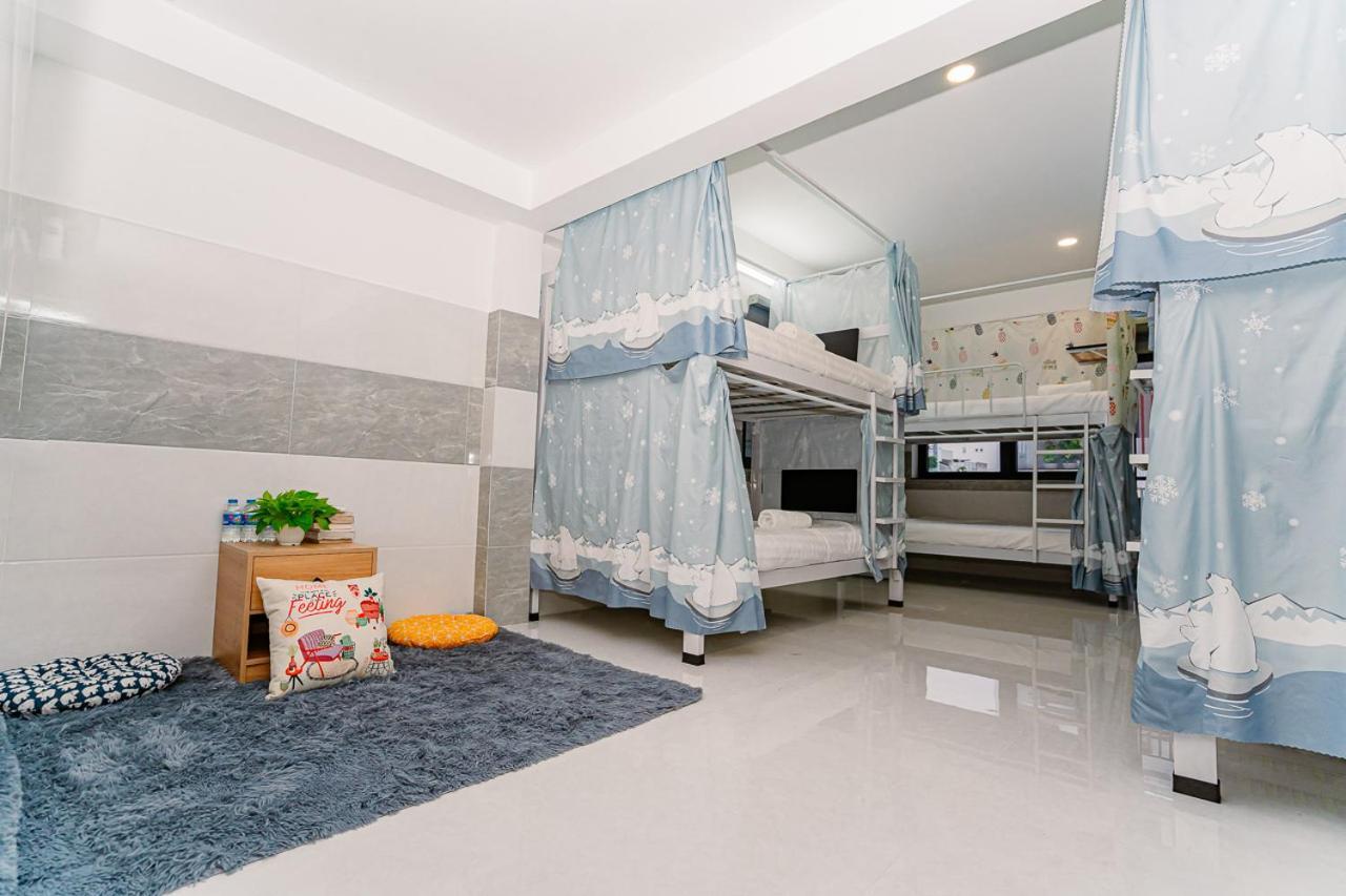 Aloha Saigon Premium By Local Travel Experts - Newly Opened, Less-touristy Location, Spacious Rooms, Glass Shower Bathroom, Free Breakfast & Walking Tour * TP. Hồ Chí Minh