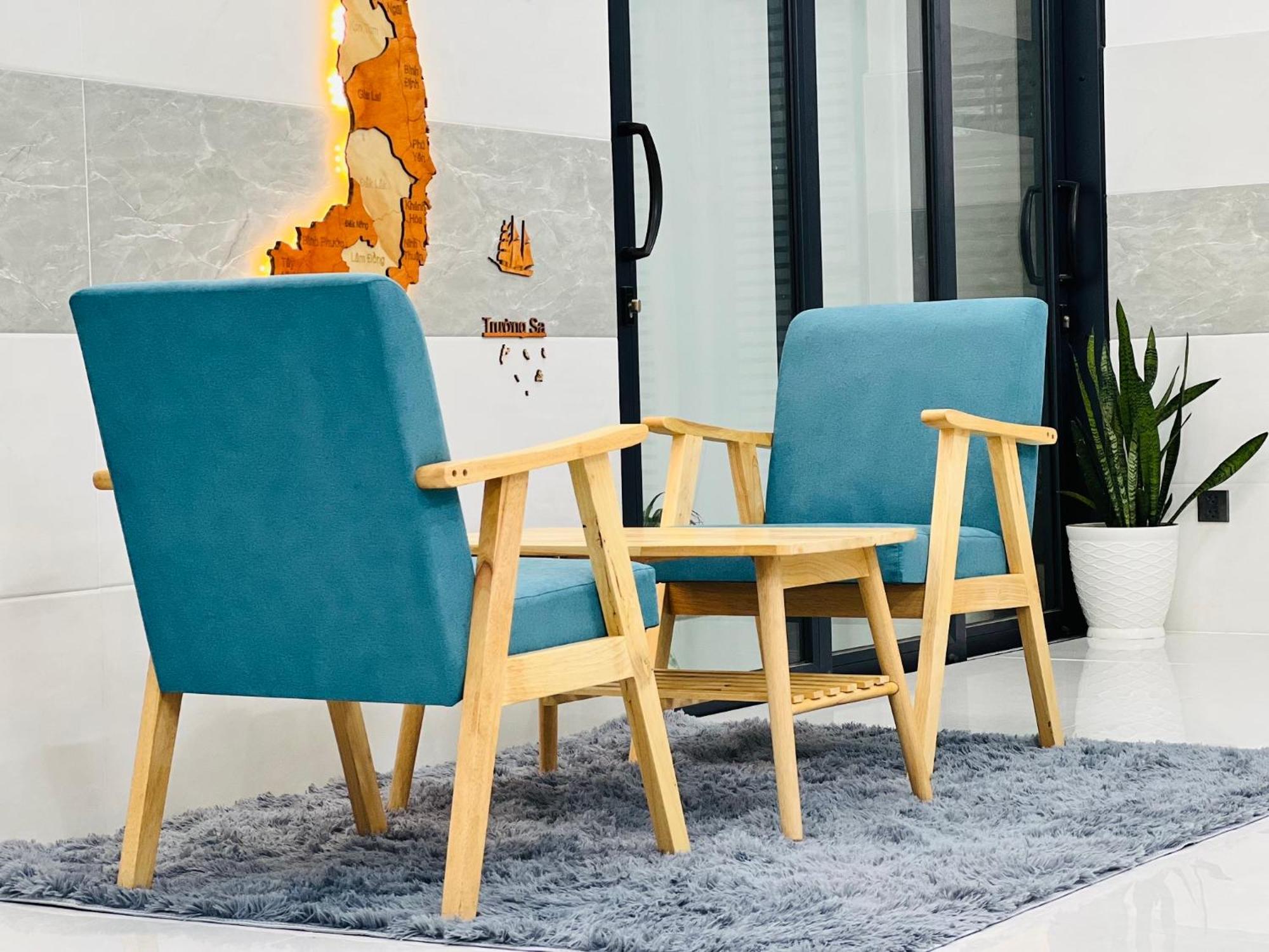Nhà trọ Aloha Saigon Premium By Local Travel Experts - Newly Opened, Less-touristy Location, Spacious Rooms, Glass Shower Bathroom, Free Breakfast & Walking Tour *
