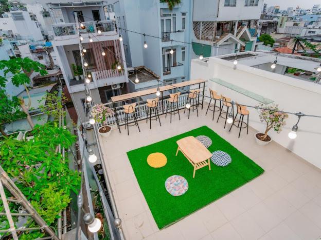 Aloha Saigon Premium By Local Travel Experts - Newly Opened, Less-touristy Location, Spacious Rooms, Glass Shower Bathroom, Free Breakfast & Walking Tour Nhà trọ *